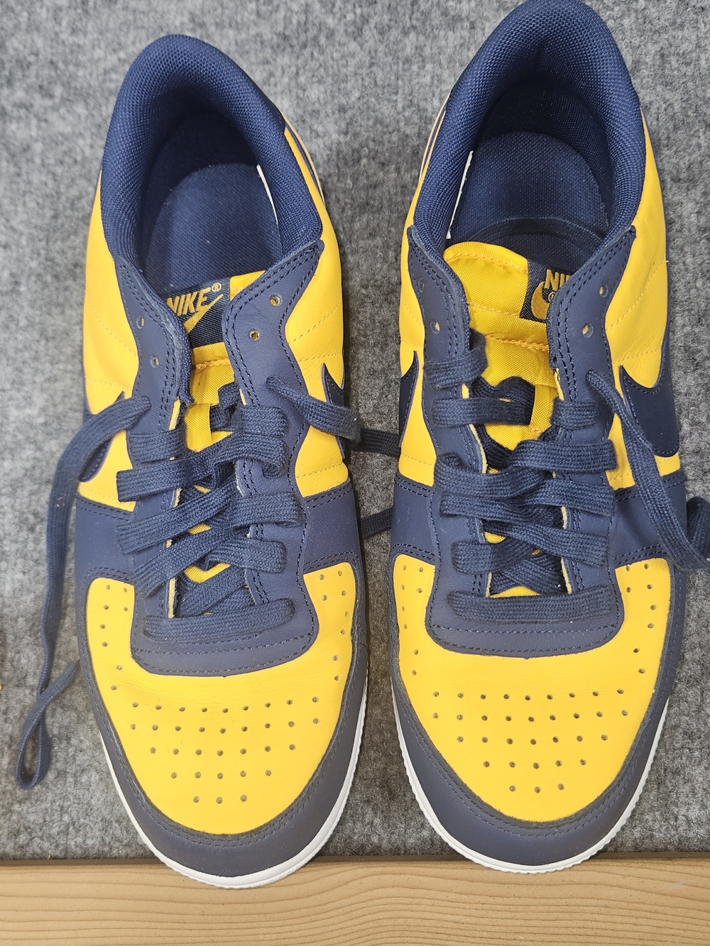 Nike Dunk High Sneakers Yellow & Blue US 10 Like New